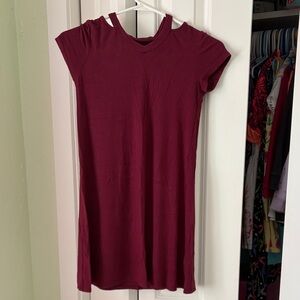 Art Class Burgundy Short Sleeve Top